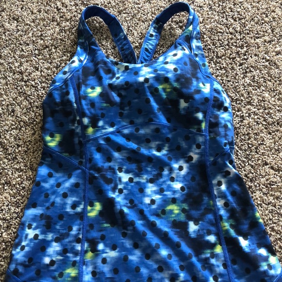 Lululemon Tank - Picture 1 of 2